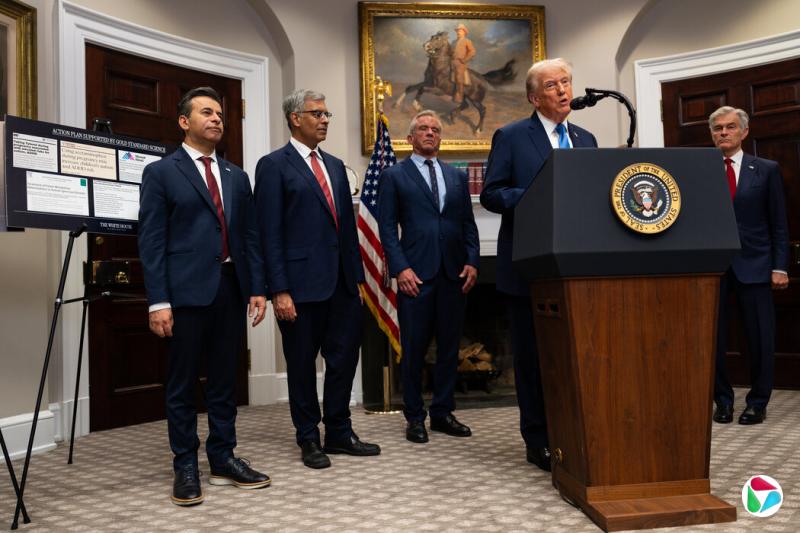 周一,特朗普总统基于对乙酰氨基酚与自闭症之间未经证实的关系向孕妇发出警告。