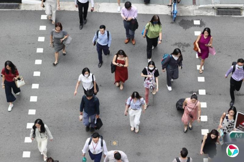 严孟达:身份认同与外交立场