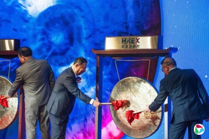 紫金黄金香港上市首日大涨 盘中升67%