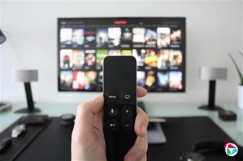 下午察:入住酒店 先看央视?