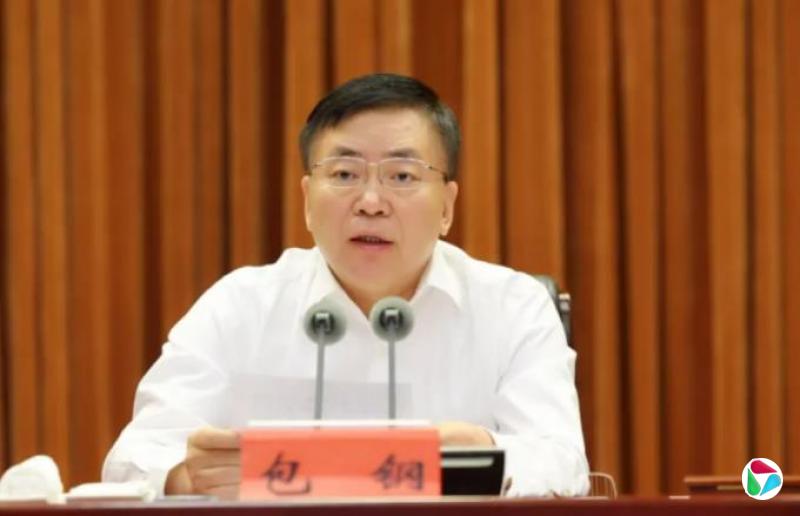 包钢已任内蒙古自治区政府党组书记