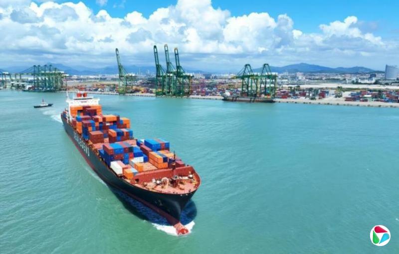 中国尝试北极航道捷径 全球航运巨头避而远之