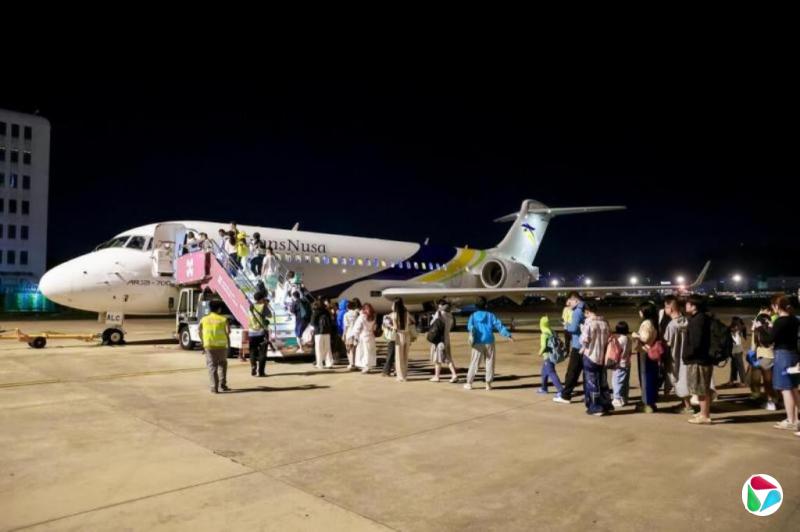 中国产客机在深圳首次执飞国际航线