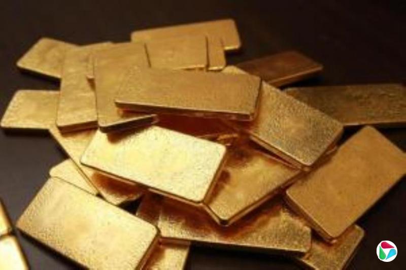 中国国庆期间游客赴港购买黄金