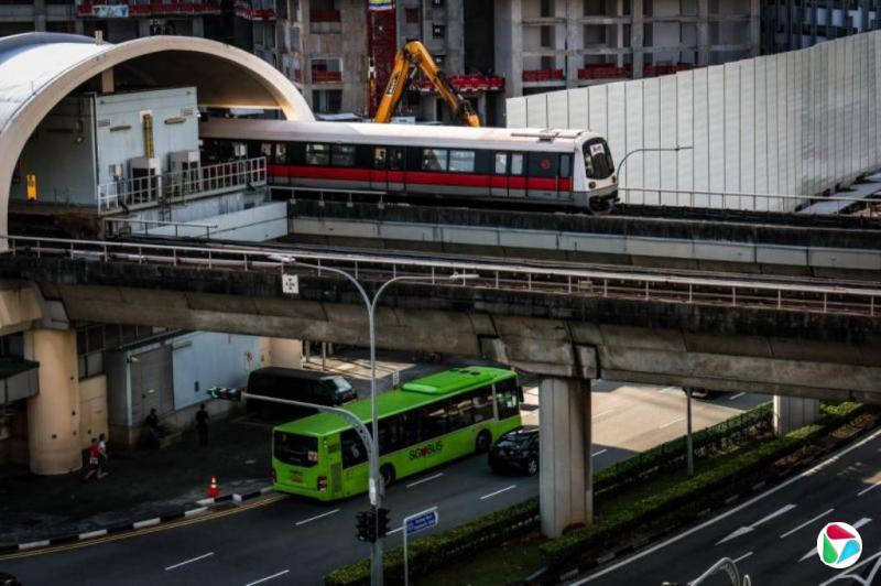 社论:公交车资调整的三角习题