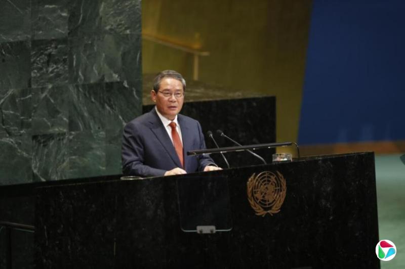 中国总理李强预计本月下旬访问新加坡