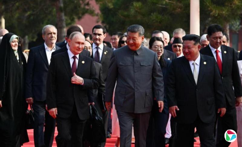 区锦财:九三阅兵的亮点是中国本身