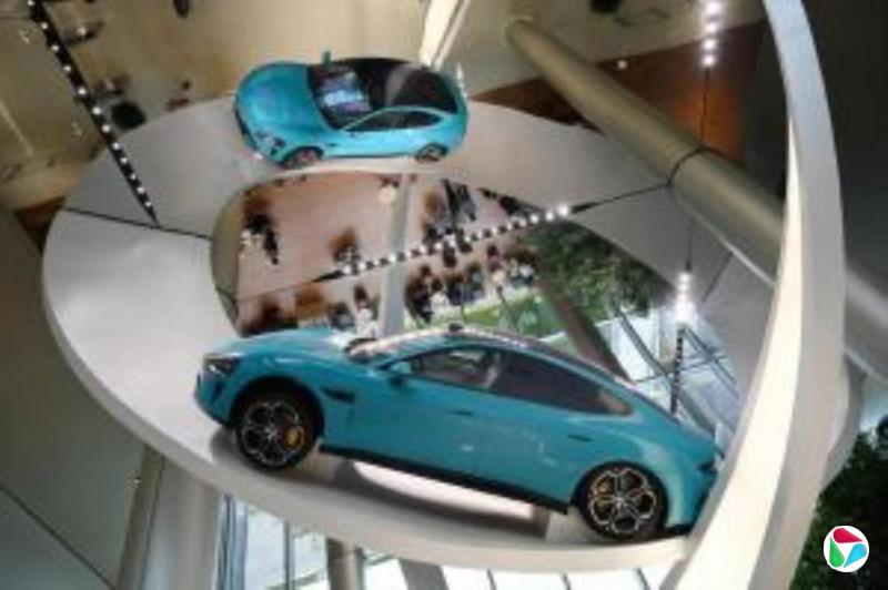 中国官方提出推动实施新能源汽车火灾事故企业报告制度