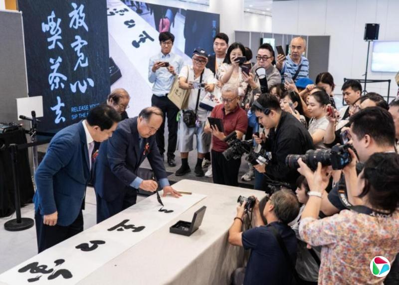 戴庆成:香港的软实力