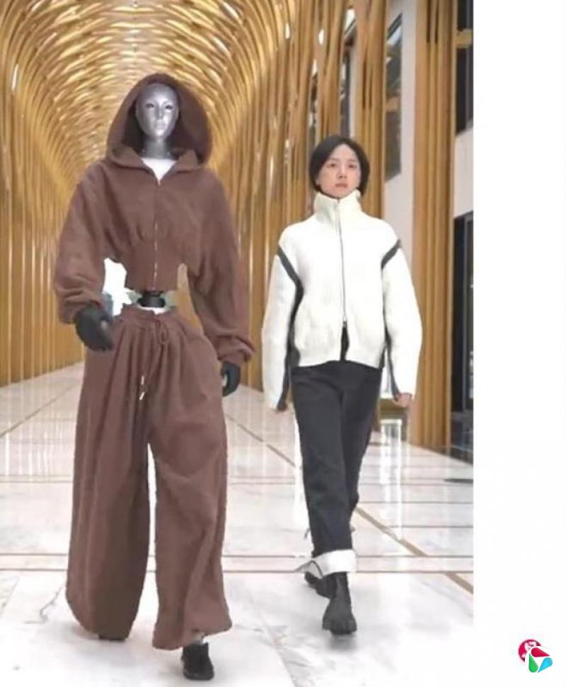 宇树机器人增设仿生人脸