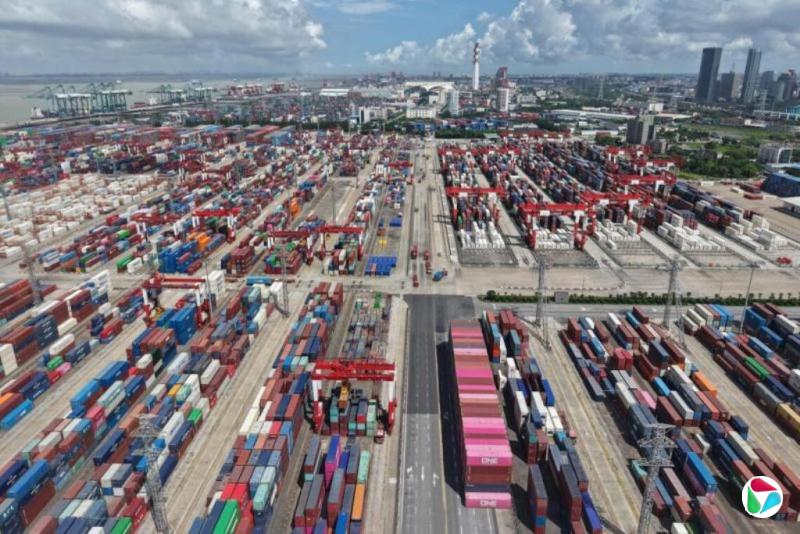 高关税下中国对美出口每天仍有10亿美元