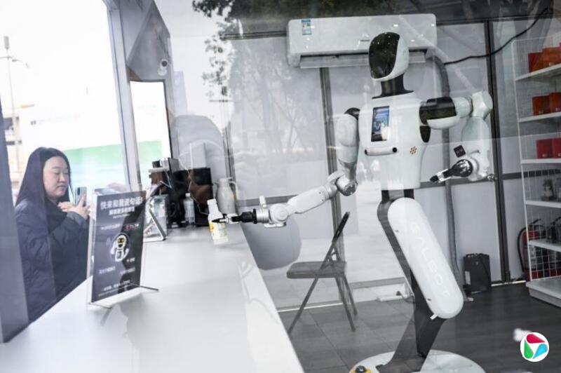 中共四中全会寻求以科技自强破内外困局 张升民升任军委副主席