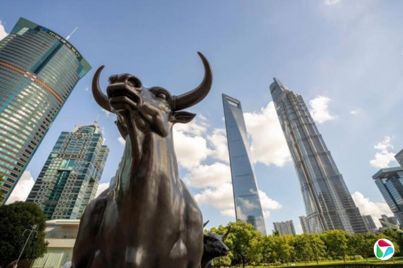 十五五规划提振市场信心 沪指站上10年新高