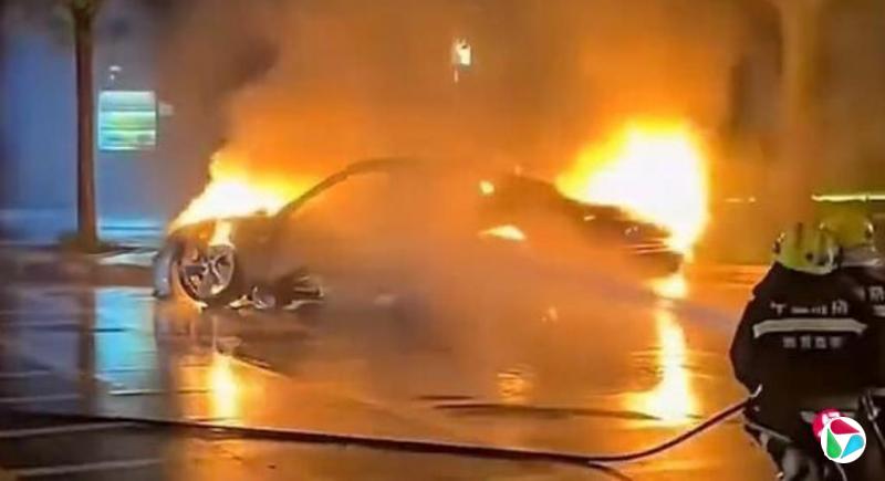 中国新能源车起火事故频发 安全问题再受关注