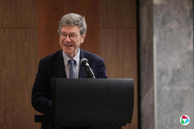 美经济学者萨克斯:美国须接受在多极化世界已非唯一超级强国