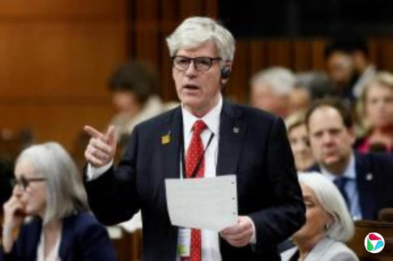 中国将暂停稀土管制措施 并停止对美半导体供应链企业的调查