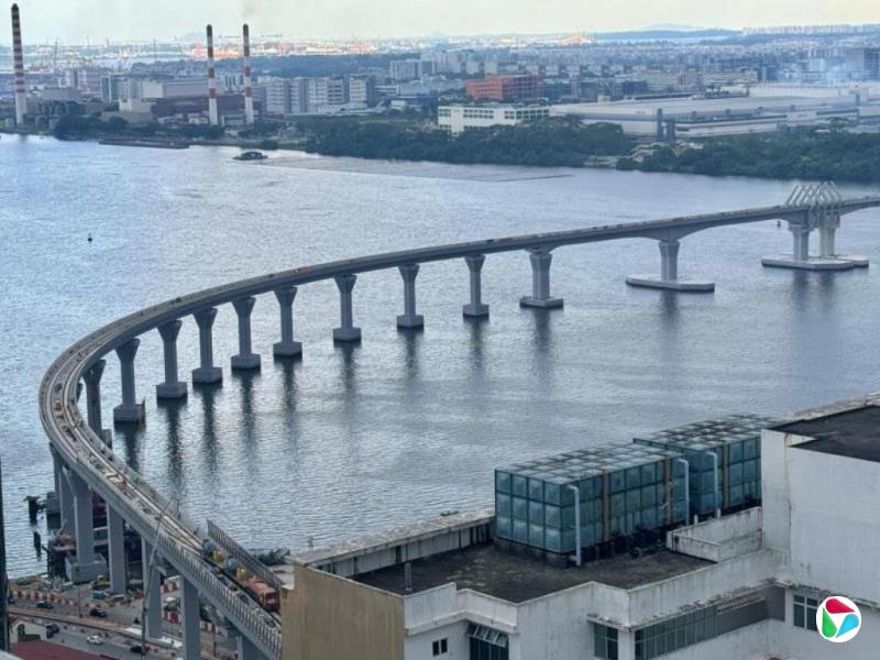 柔王储担心新柔地铁开通后的拥堵问题