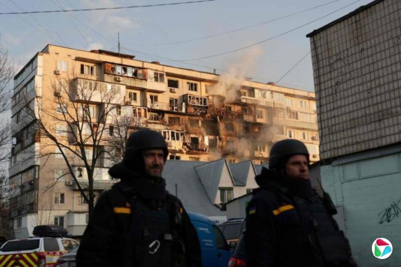 泽连斯基:俄对乌发动“令人发指”的袭击 四人丧生