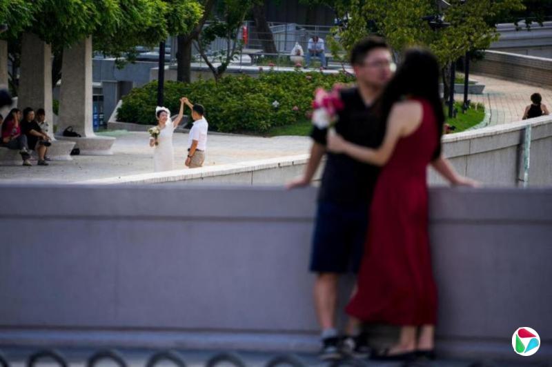 中国浙江多地向登记结婚新人发放消费券