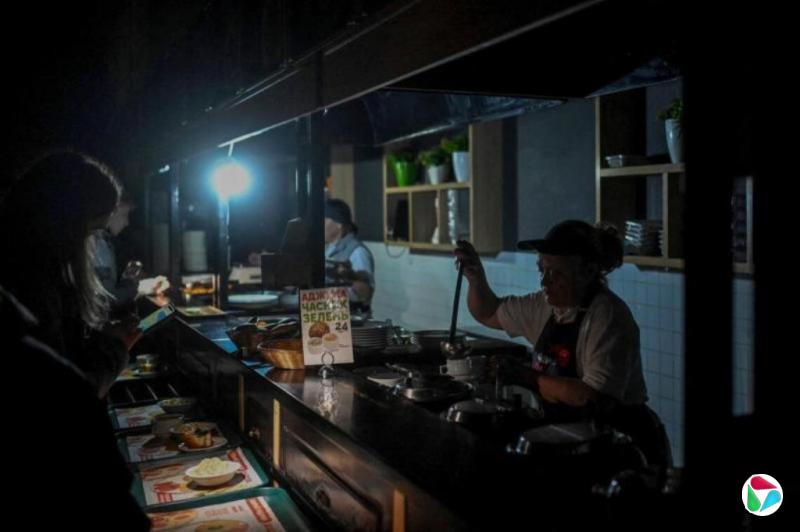 特朗普促乌克兰 感恩节前接受美国28点和平计划