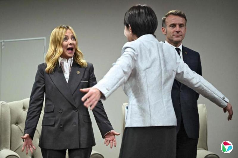 G20会上与梅洛尼拥抱 高市提升国际形象