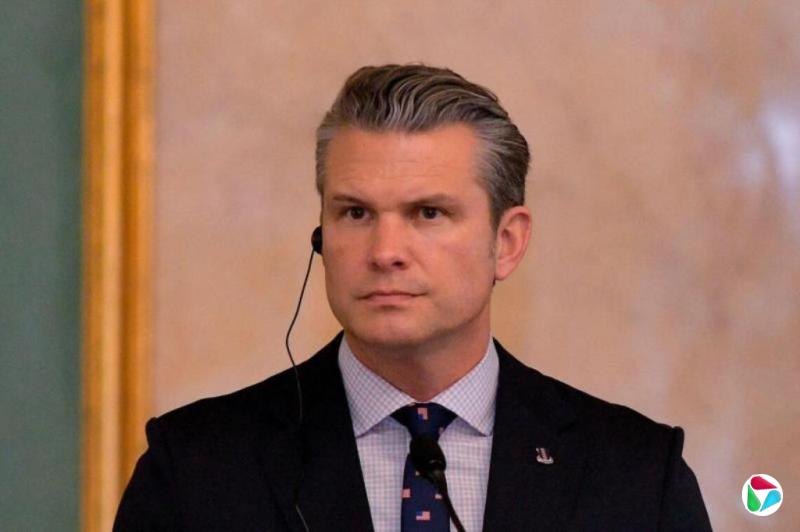 传赫格塞斯曾命美军杀光涉毒船所有船员 特朗普:我相信他没有