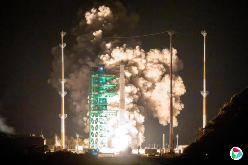 韩国发射12立方体卫星 9颗与地面站实现通信