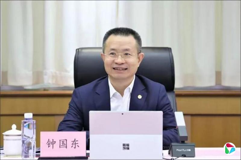 党中央决定:钟国东职务调整