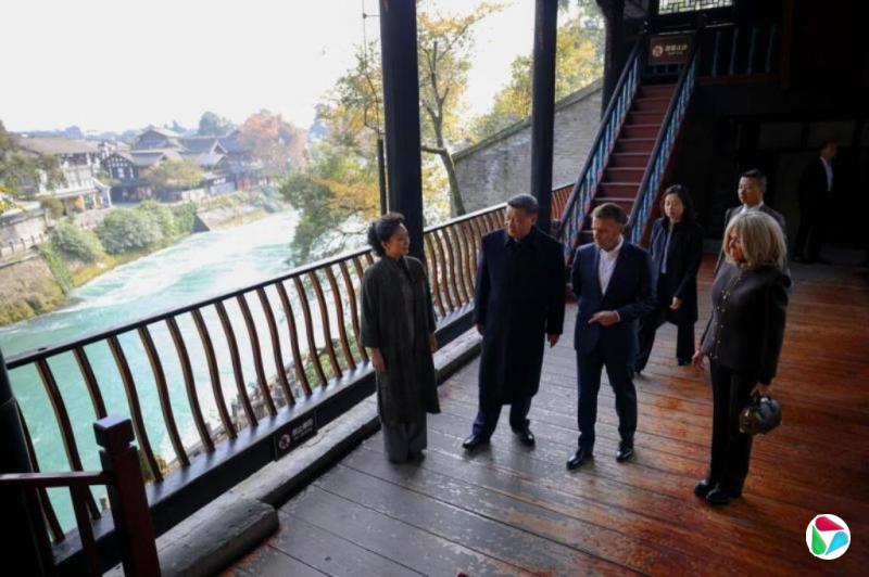 习近平罕见离京陪外国元首游览名胜 但马克龙此行收获寥寥