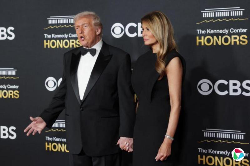 特朗普对泽连斯基拖延和谈表示失望