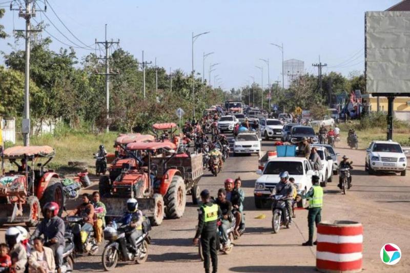 泰出动F-16战机发动空袭 柬四平民死亡