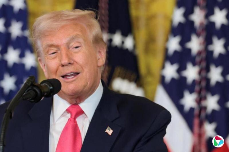 特朗普允许英伟达对华出口H200人工智能晶片