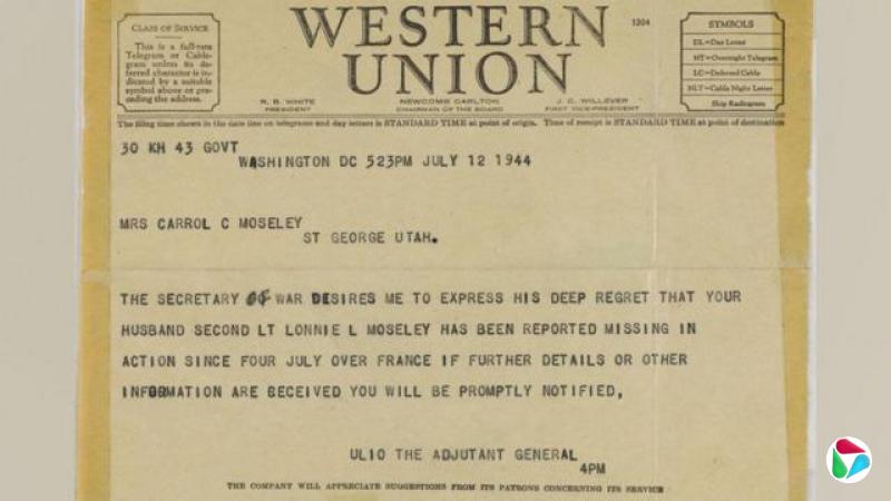 在莫斯利少尉跳伞逃生八天后,他的妻子被告知他已在战斗中失踪。